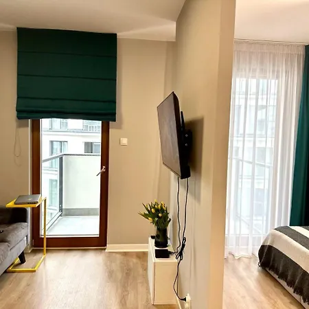 Apartment Goldizone Warsaw