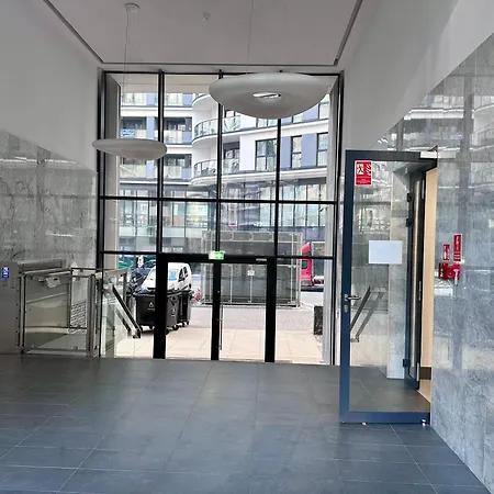 Goldizone - 10 Min West Station & Expo * Warsaw